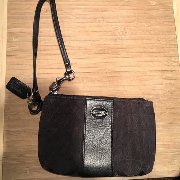 Coach C Signature Logo Wristlet Hand Bag Purse