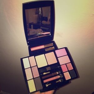 The Essentials Pure Cosmetics