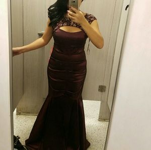 Formal dress R&m Richards.