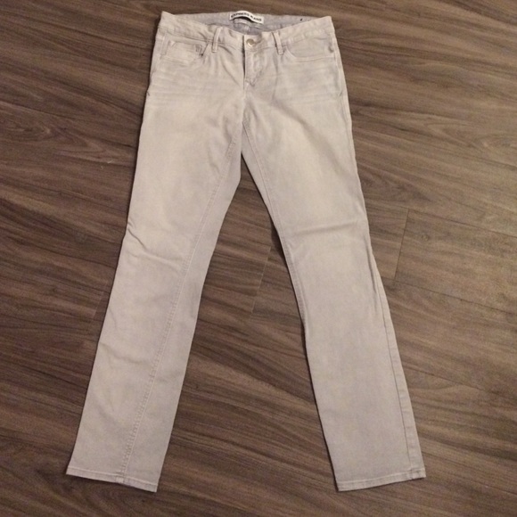 Light grey skinny jeans