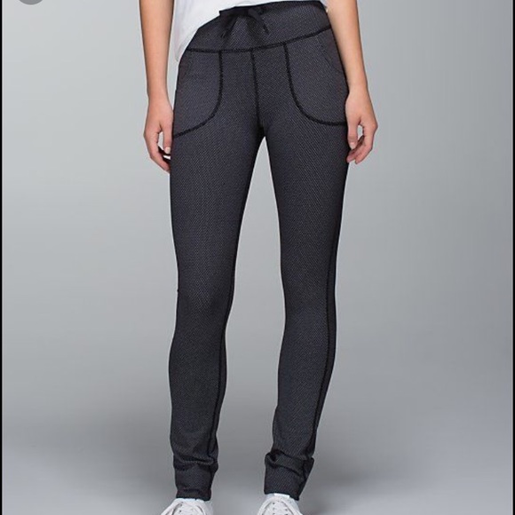 Lululemon skinny will pants! Not sold in stores