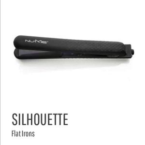 Nume silhouette  straightner