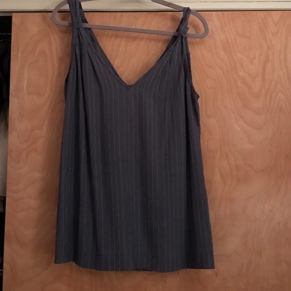 Banana Republic purple/grey top