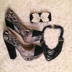 🚨SALE🚨  French Connection platform heels 👠