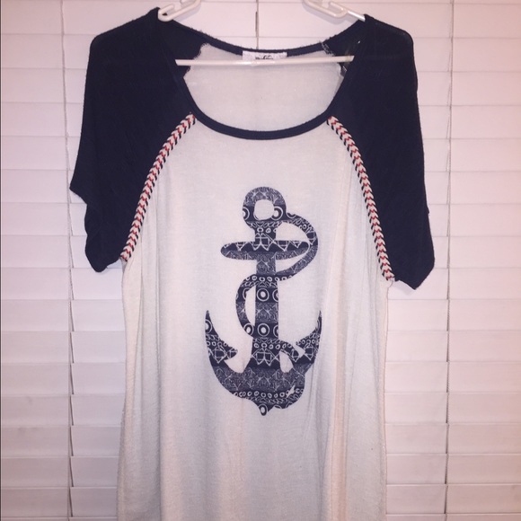 Moa moa anchor shirt