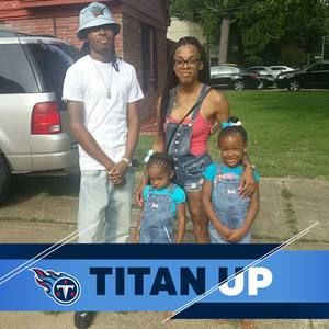 Meet your Posher, Cameron