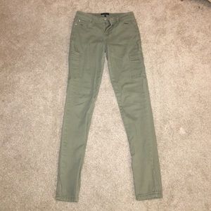 Green cargo skinny jeans