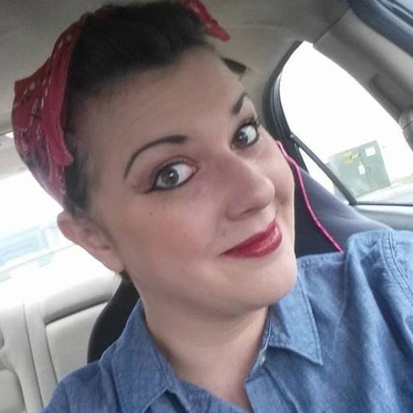 Meet your Posher, Regina