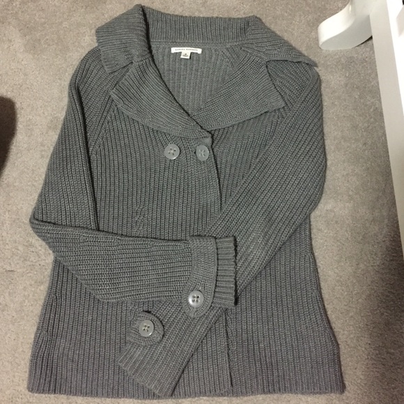 Thick grey knit sweater