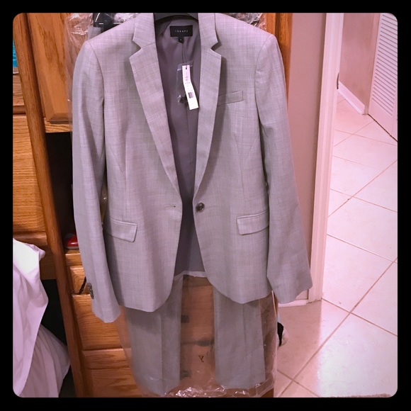 NWT THEORY women's pant suit