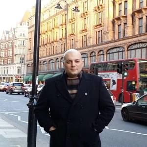 Meet your Posher, Yasser