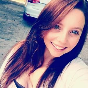 Meet your Posher, Felicia