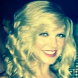 Meet your Posher, Jillian