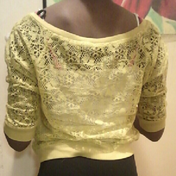 Polyester design See-through top - Picture 2 of 4
