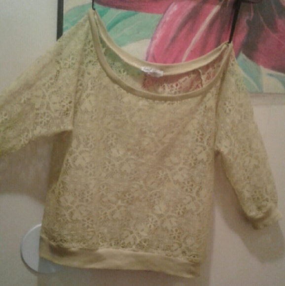 Polyester design See-through top - Picture 4 of 4