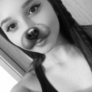 Meet your Posher, Malena