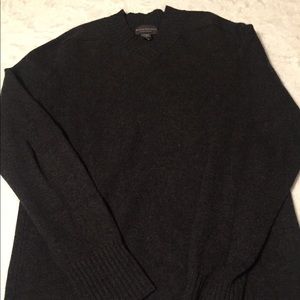 Banana Republic Cashmere V-neck Sweater