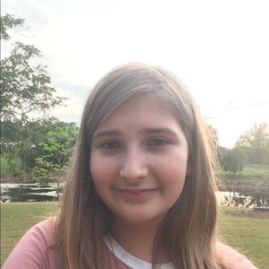 Meet your Posher, Hannah