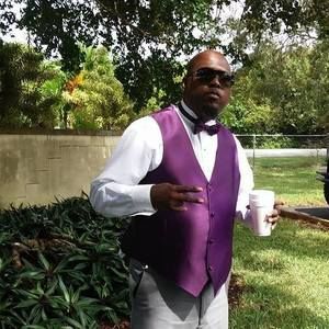 Meet your Posher, Travis