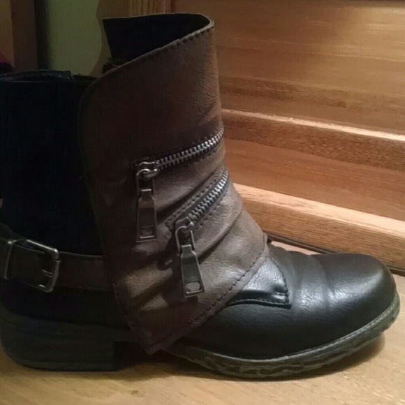 Two toned boots