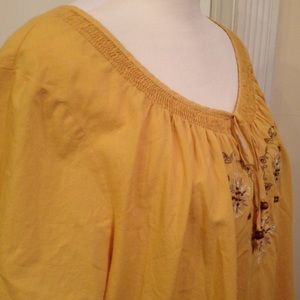 Size 2x Sonoma peasant top