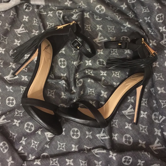 Authentic Sexy  Brian Atwood Fringe Heels - Picture 1 of 4