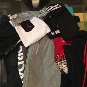 Bundle for @akirkham