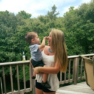 Meet your Posher, Alyx