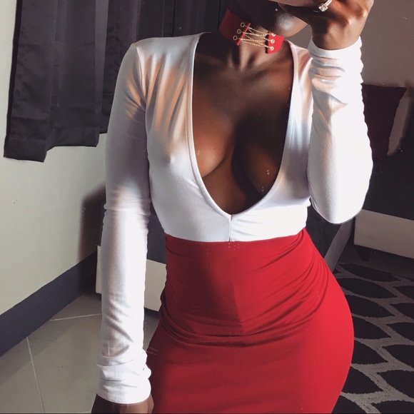 SALE -- Deep Vcut Bodysuit - Picture 2 of 4