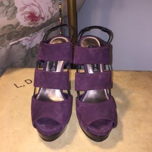 Sexy stiletto sling backs 👠