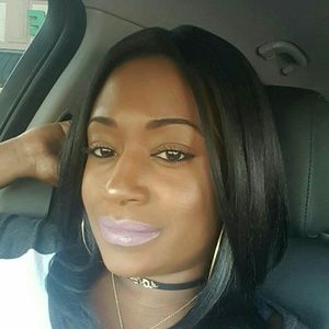 Meet your Posher, Joynisha