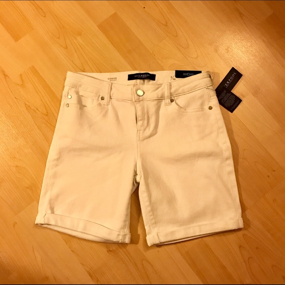 Liverpool Jeans Co. Corine Short