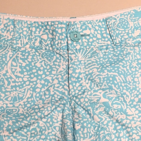 Lilly Pulitzer Walsh Shorts! - Picture 4 of 4