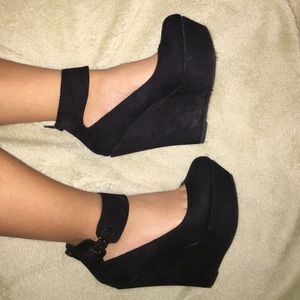 Black ankle cuff wedged heels