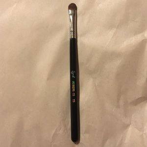 Sigma eye brush