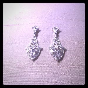 Art Deco style elegant rhinestone drop earrings