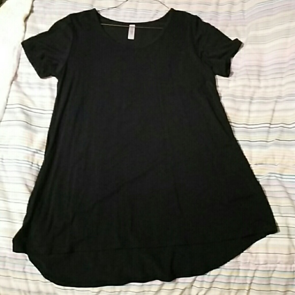 LuLaRoe Perfect Tee