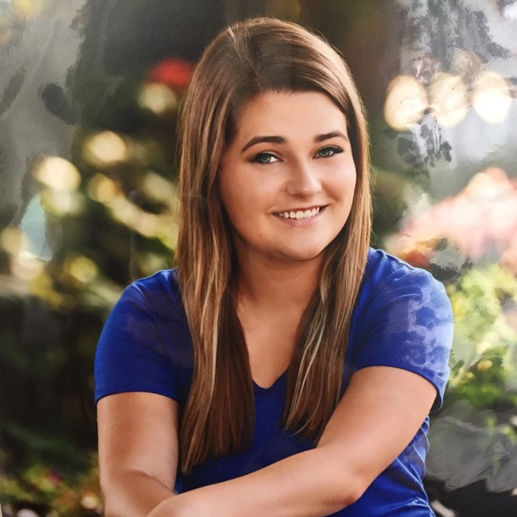 Meet your Posher, Sophia - Picture 1 of 1