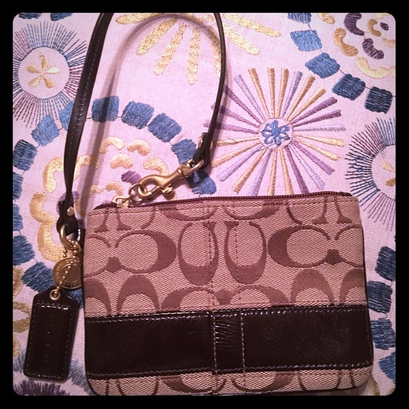Coach Wristlet - Picture 1 of 1