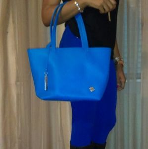 Blue tote