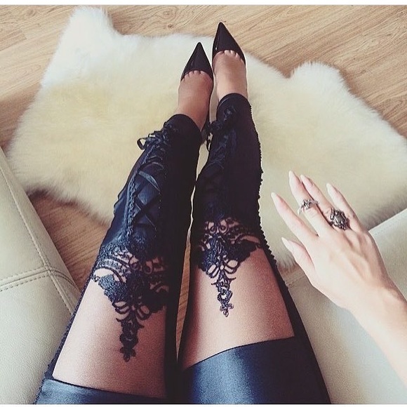 🎉 Host Pick🎉 JUST IN! Leather and Lace Leggings - Picture 2 of 8