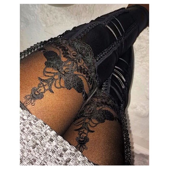 🎉 Host Pick🎉 JUST IN! Leather and Lace Leggings - Picture 6 of 8