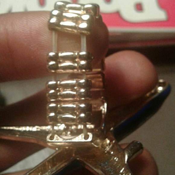 Pretty Plane ring - Picture 4 of 4