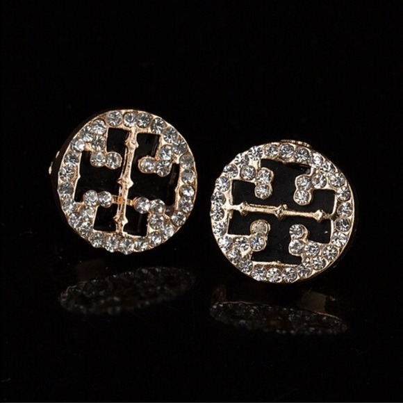 Beautiful Cross earrings - Picture 1 of 1