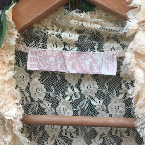 ❌SOLD❌Zara lace crop top boléro - Picture 2 of 4