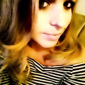 Meet your Posher, Bobbie