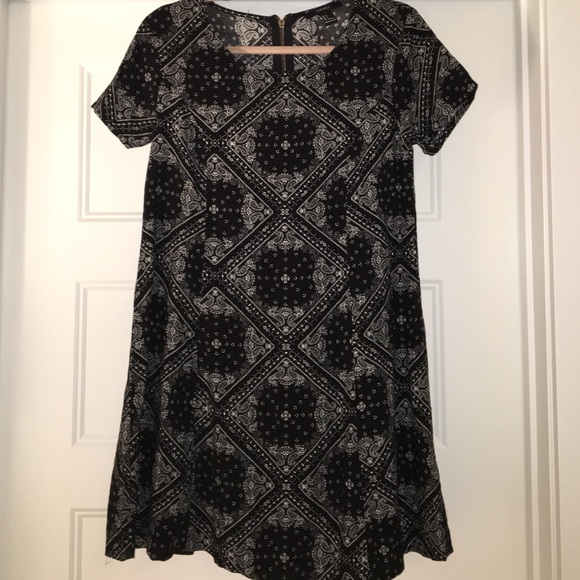 NWOT patterned dress