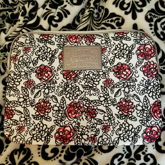 Coach RARE Poppy Laptop Sleeve/Case