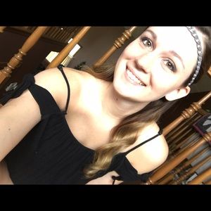 Meet your Posher, Alyssa