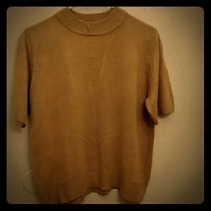 Tan sweater, short sleeve medium